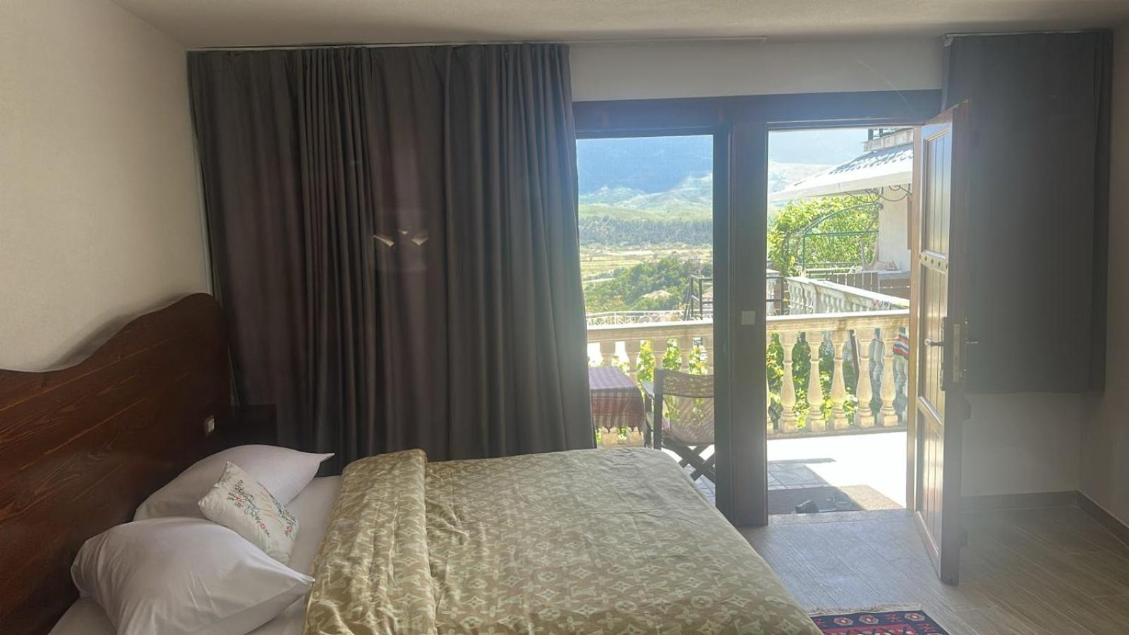 Guesthouse Mele Gjirokastra Zewnętrze zdjęcie