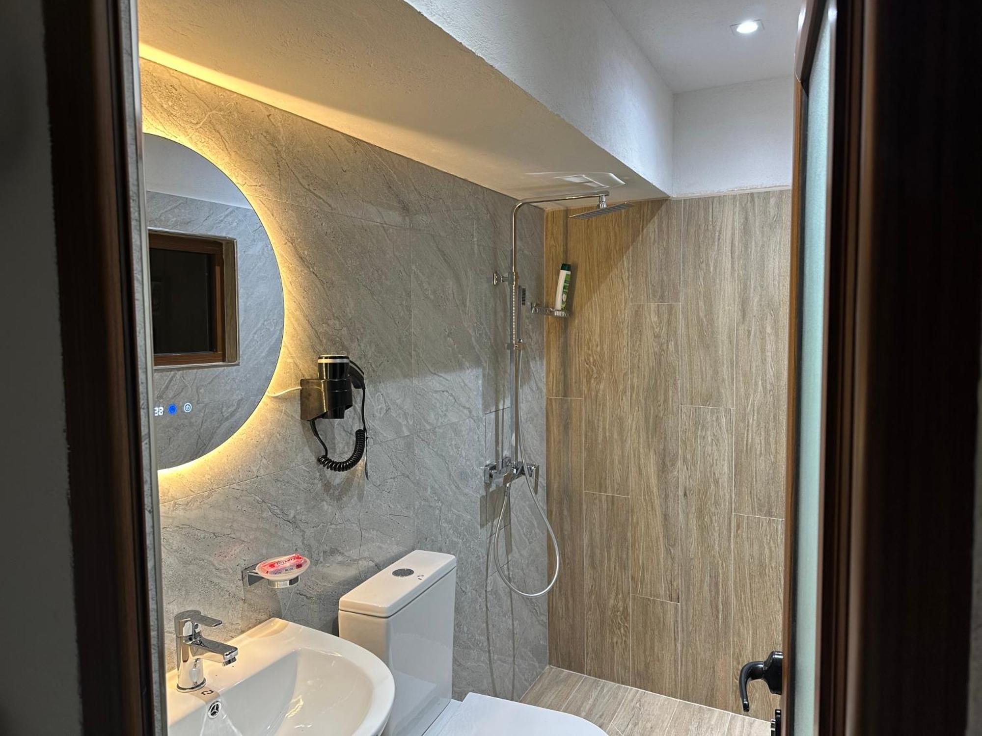Guesthouse Mele Gjirokastra Zewnętrze zdjęcie