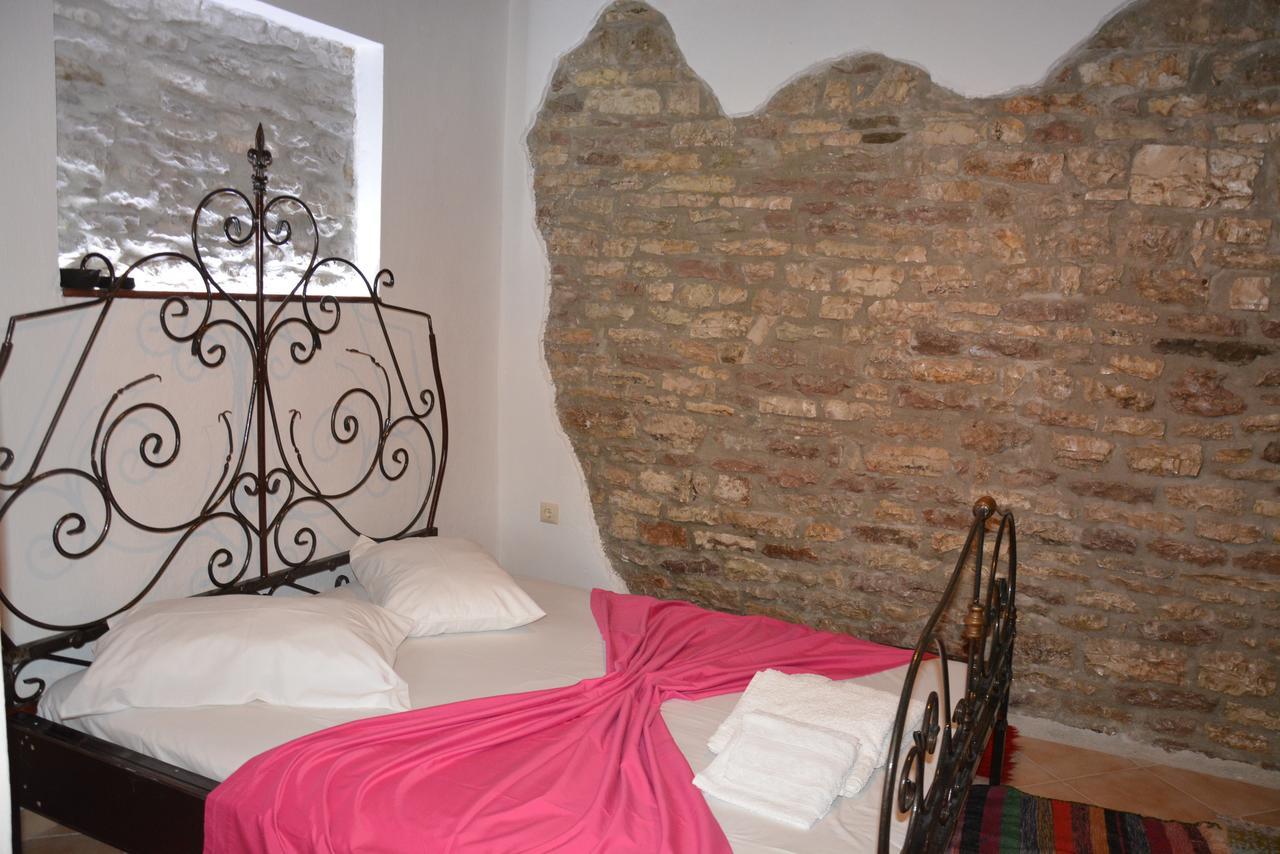Guesthouse Mele Gjirokastra Zewnętrze zdjęcie