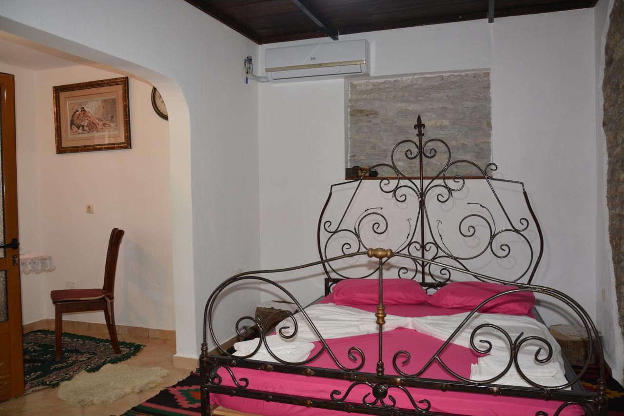 Guesthouse Mele Gjirokastra Zewnętrze zdjęcie