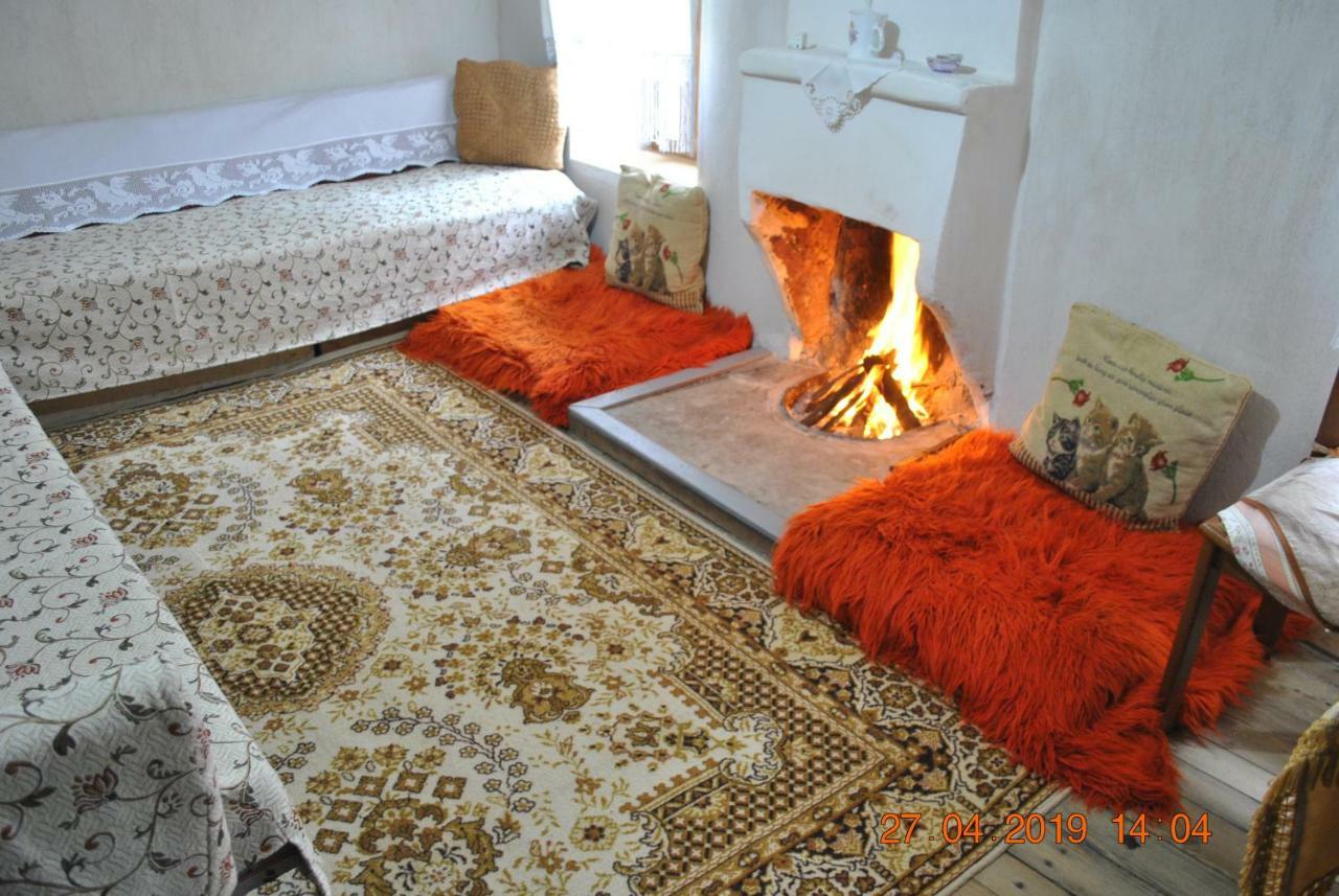 Guesthouse Mele Gjirokastra Zewnętrze zdjęcie